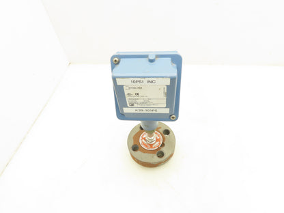 United Electric H100-701 Pressure Switch 1.5-30PSI 600PSI Proof Diaphragm Seal