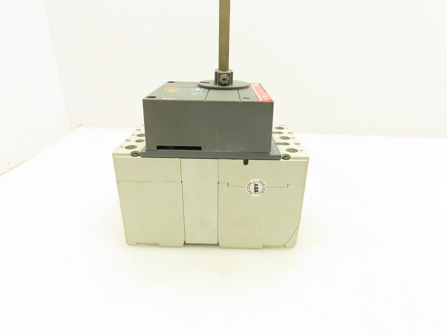 ABB S3N Circuit Breaker Trip Sace S3 600VAC 50A 3 Pole With 10-3/4" Shaft