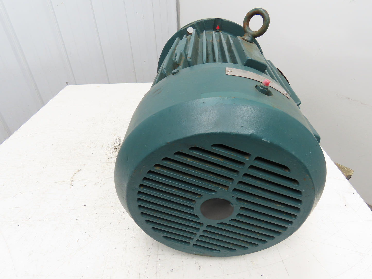 Reliance 841XL Severe Duty AC Motor 15Hp 13A 3500 RPM 575V 3PH 254TD Flange