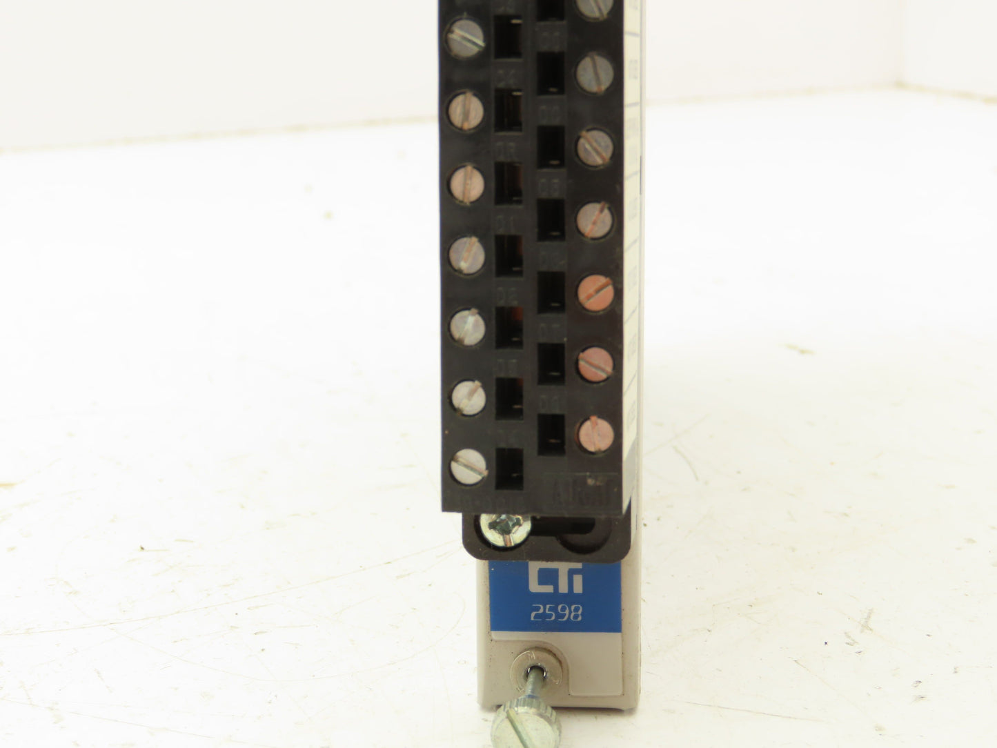 Control Technology Inc. 901E-2599 Output Module 240VAC 2.5A 8/16 Point AC Output