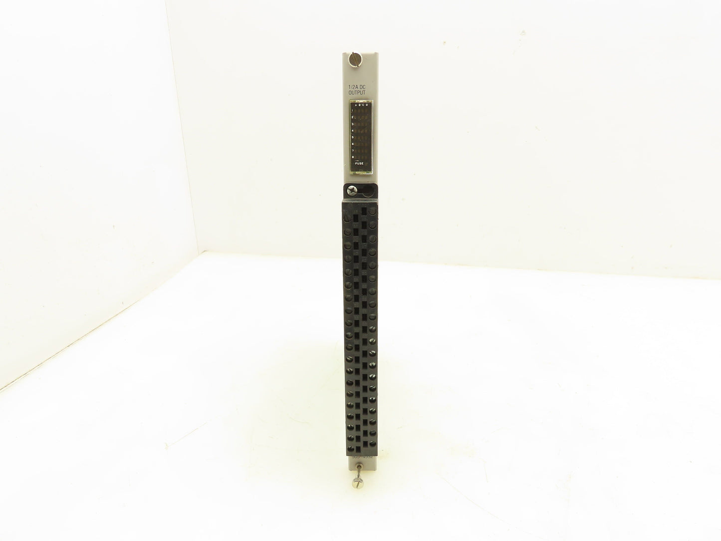 Siemens 505-4532 Output Module 1/2A DC Output Lot Of 4