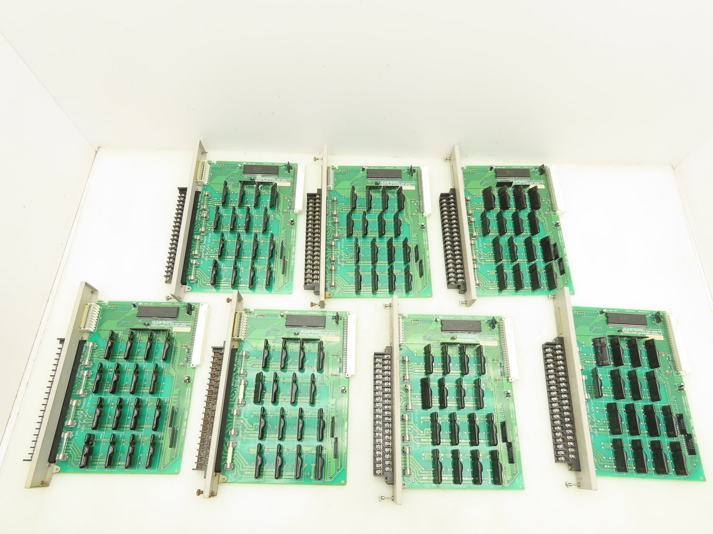 Siemens 505-4816 Output Module 110-220VAC Lot Of 7