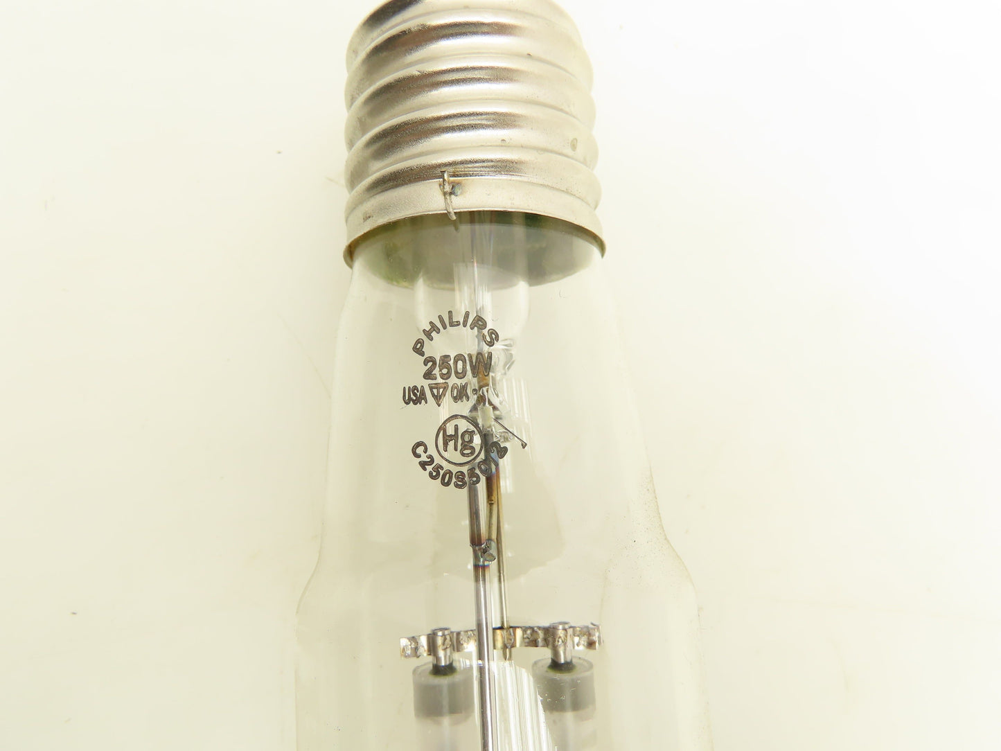 Philips C250S50/2 Ceramalux Instant Restrike High Pressure Sodium Lamp Lot Of 4