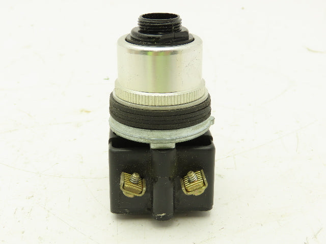 Square D KR-8P1G Illuminated Pushbutton Momentary Push-Pull 120V 9001 KM1