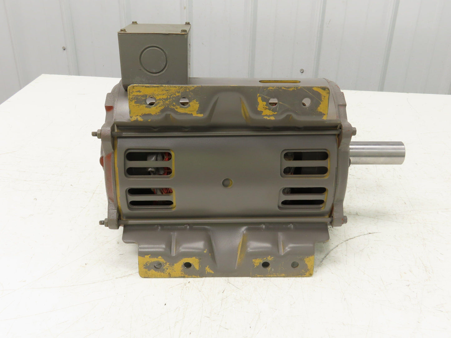 MagneTek Century E-Plus AC Motor 7.5HP 1435 RPM 208-230/400V 3PH 50HZ