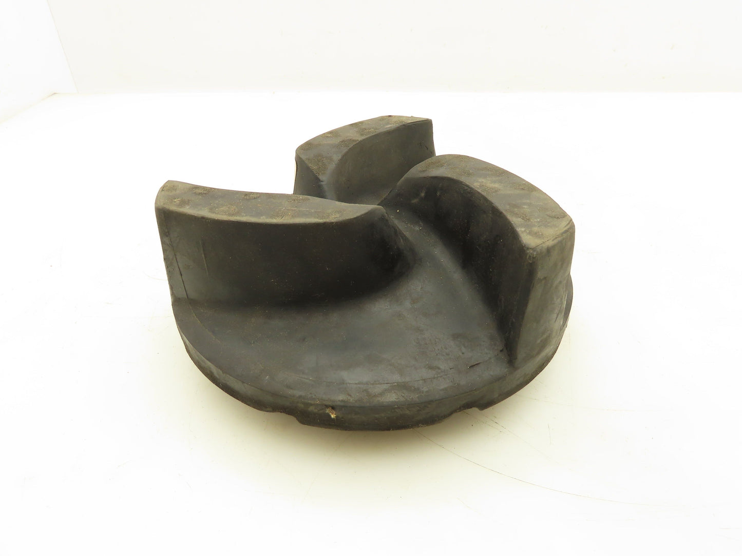 Weir B1052R55 Rubber Slurry Pump Lime Impeller For 1.5/1 B-AHR Slurry Pumps