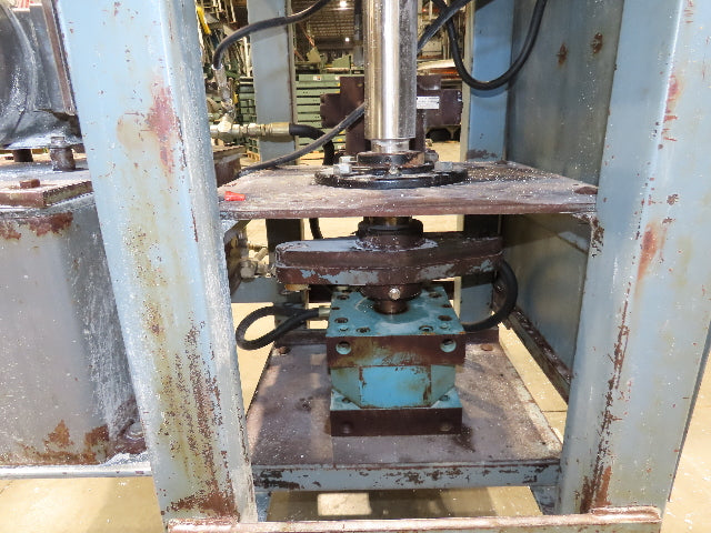 Proctor & Schwartz Hydraulic Powered Swivel Arm Feed Conveyor Food Processing
