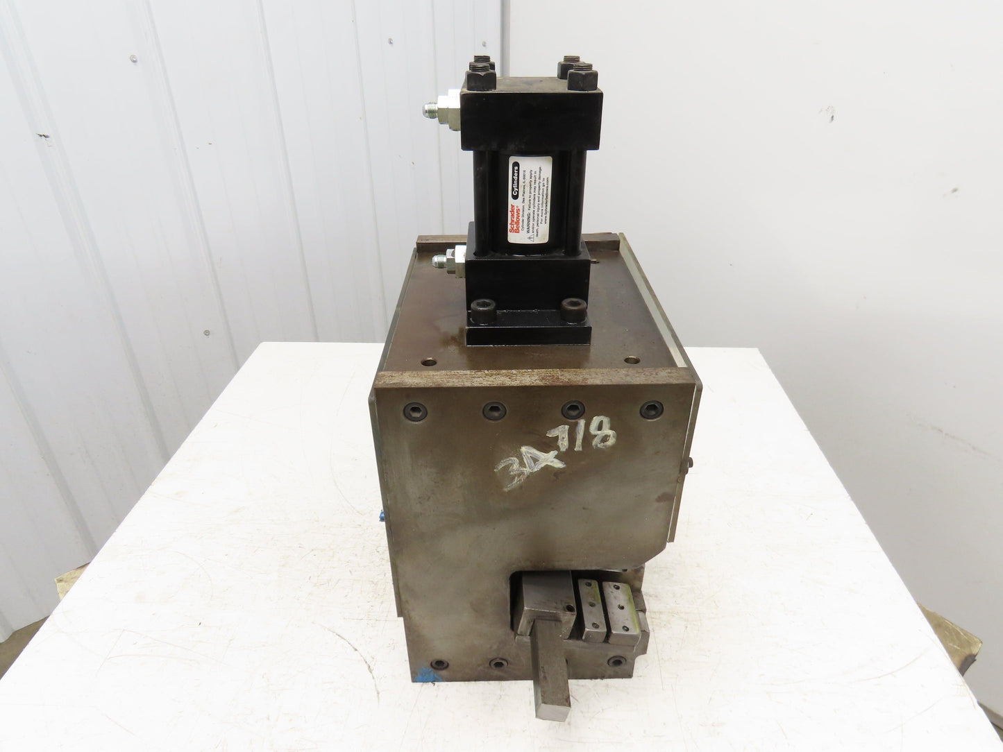 2 Ton Hydraulic Die Punch Press Bench Top 2" Stroke 800PSI 8" Open Die