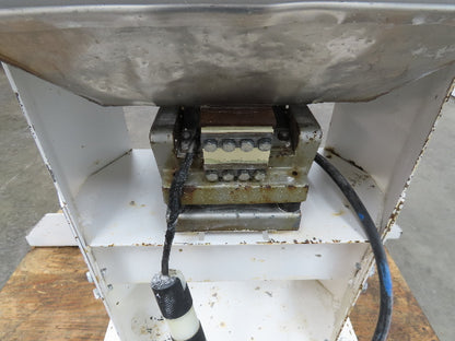 Syntron D90026 Vibra-Flow Vibrator Hopper Feeder 21x21" Stainless Steel