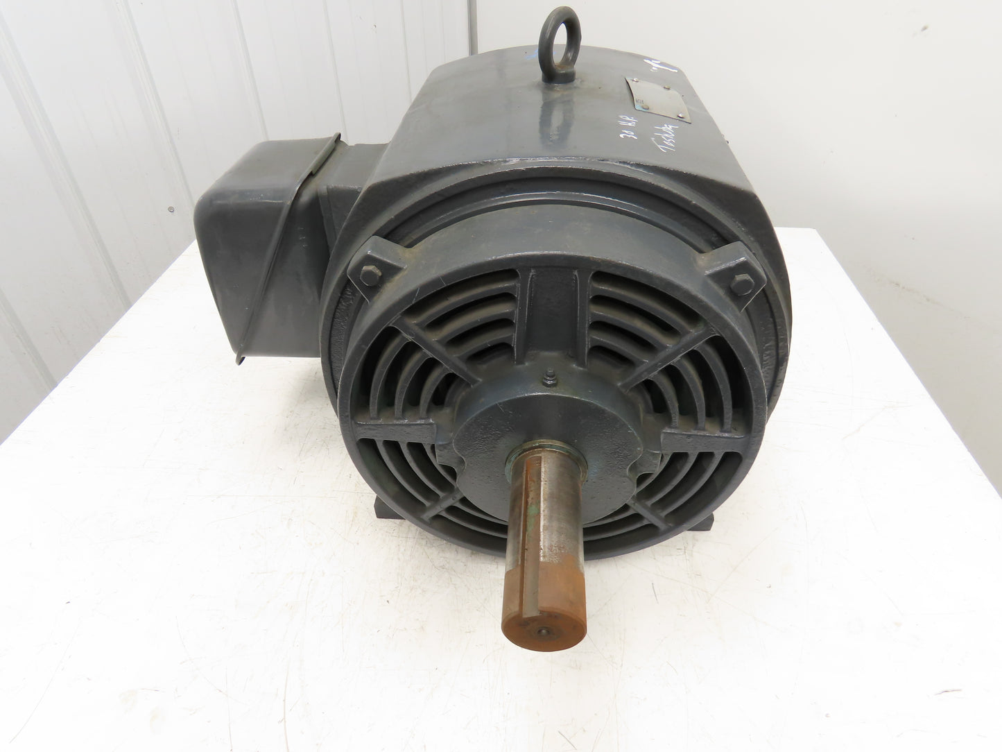 Toshiba B0306VGF1U3 World Energy Motor 30Hp 1175 RPM 230/460V 3PH 326T TIKK VBK1