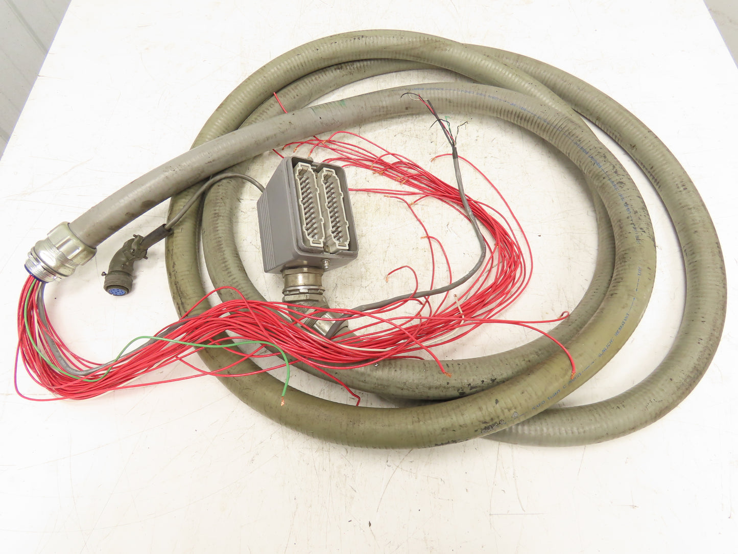 T&B MS 248B Connector Screw Insert Plugs 24 Pin Steel Housing 1¼" Liquid Conduit