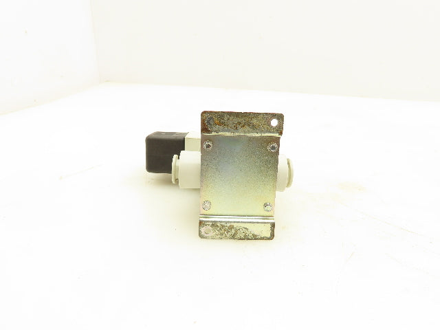 SMC VX230HZ3A 2-Way Solenoid Valve NC 24VDC Coil 3/8" Push Connect Lot of 5