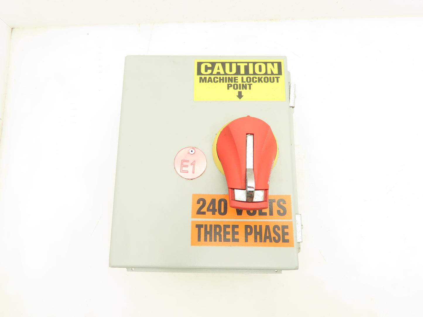 Wiegmann B100806CH Wall Mount Electrical Enclosure 10x8x6" With Disconnect