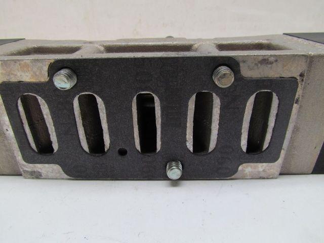 Parker Schrader Bellows L7253831153VXBB 120v/60Hz Pneumatic Soleniod Valve