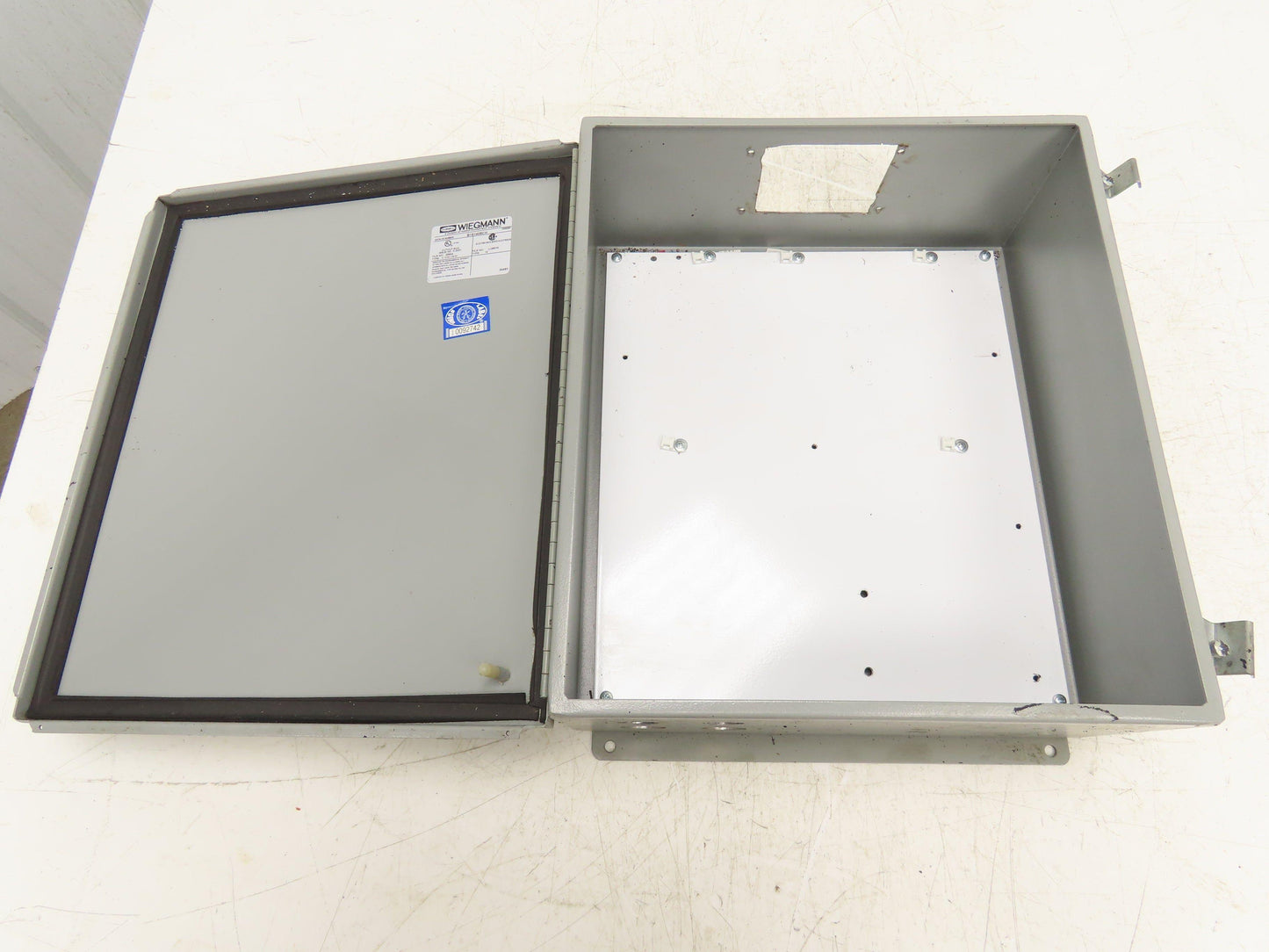 Wiegmann B161406CH Electrical Enclosure Control Panel with Backplate 16x14x6"