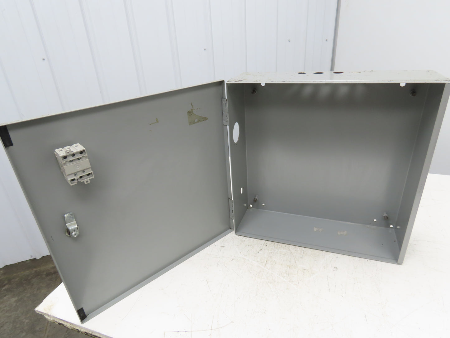 Wiegmann N1C202006LP Electrical Enclosure JIC Panel  20x20x6" 6 Knockouts