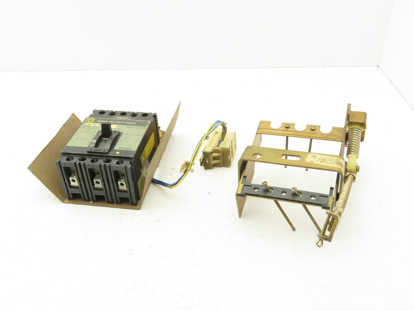 Square D FAL340301352 Molded Case Circuit Breaker 480V 30A 3 Pole