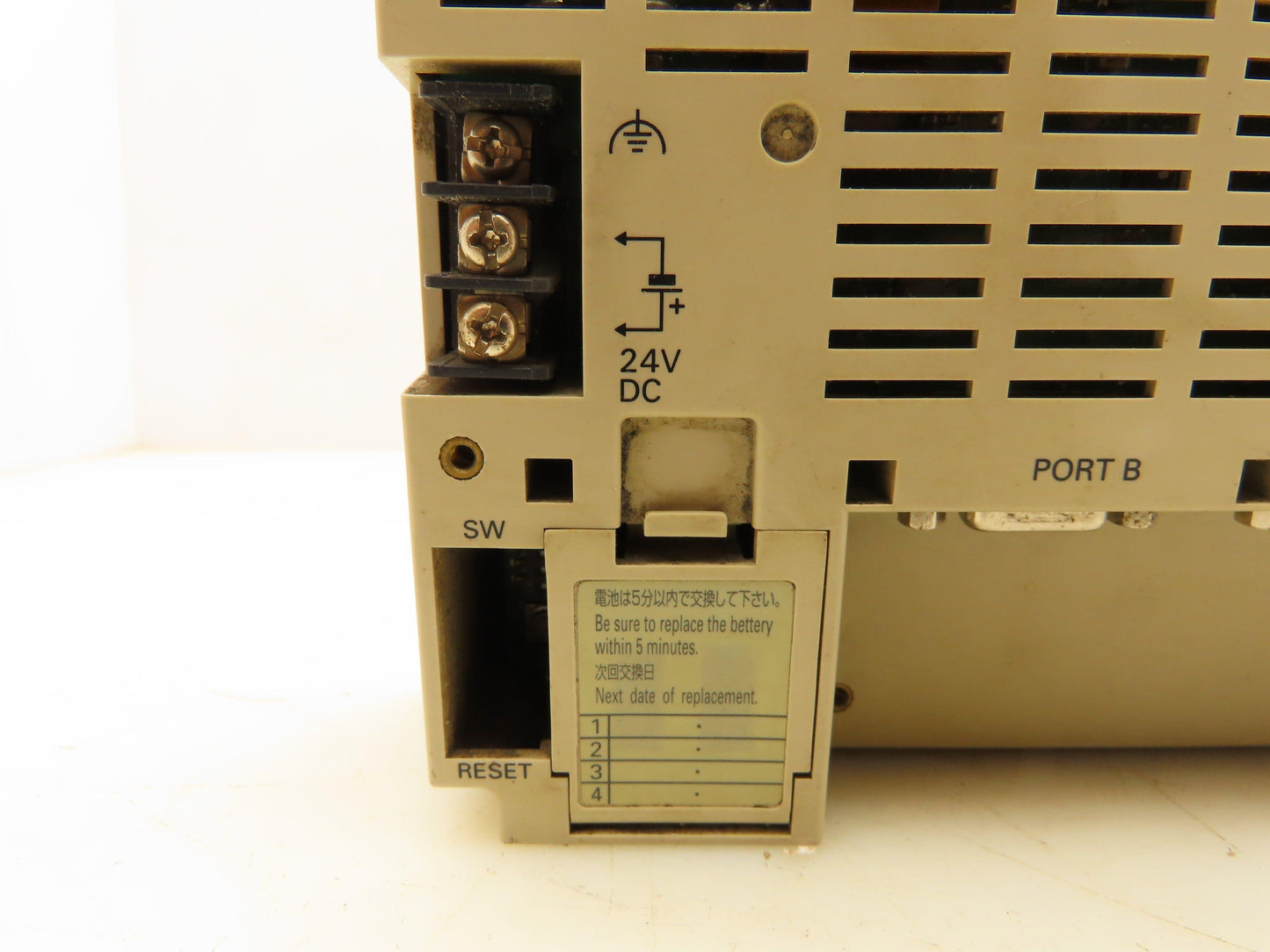 Omron NS5-SQ10B-V2 Touchscreen HMI 5.7" Interactive Display 24VDC