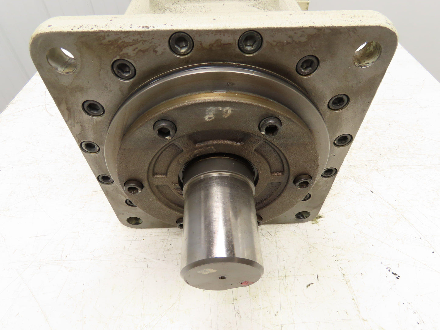 Shibaura HTM800G-S-15 Hydraulic Pump Motor UV25-502