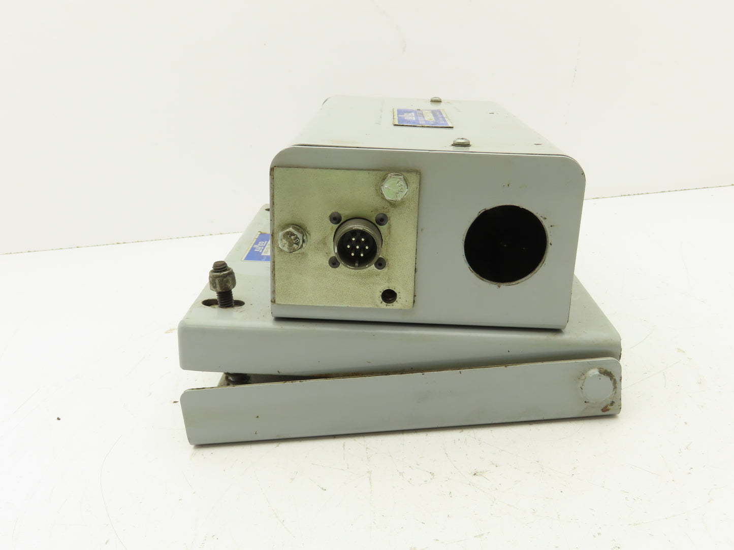 Kamco K80 R2 104 R SP Rotating Cam Limit Switch 4-Circuit SPDT 15A RH Shaft