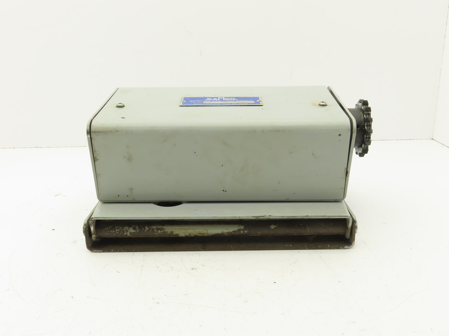 Kamco K80 R2 104 R SP Rotating Cam Limit Switch 4-Circuit SPDT 15A RH Shaft
