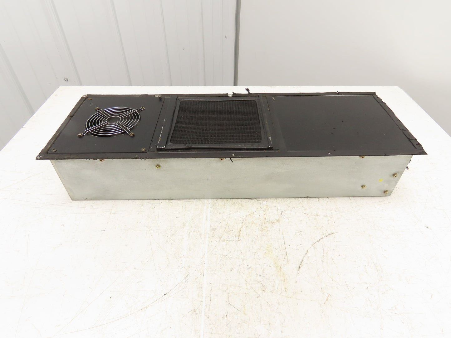 Okuma HPC-K40A Heat Exchanging Cabinet Cooler 200V 400W/10° 0.32/0.29A