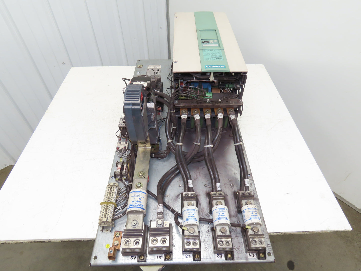 Siemens 6RA7085-6FV62-0-Z Simoreg 6RA70DC DC Master Converter 500VDC Drive 430A