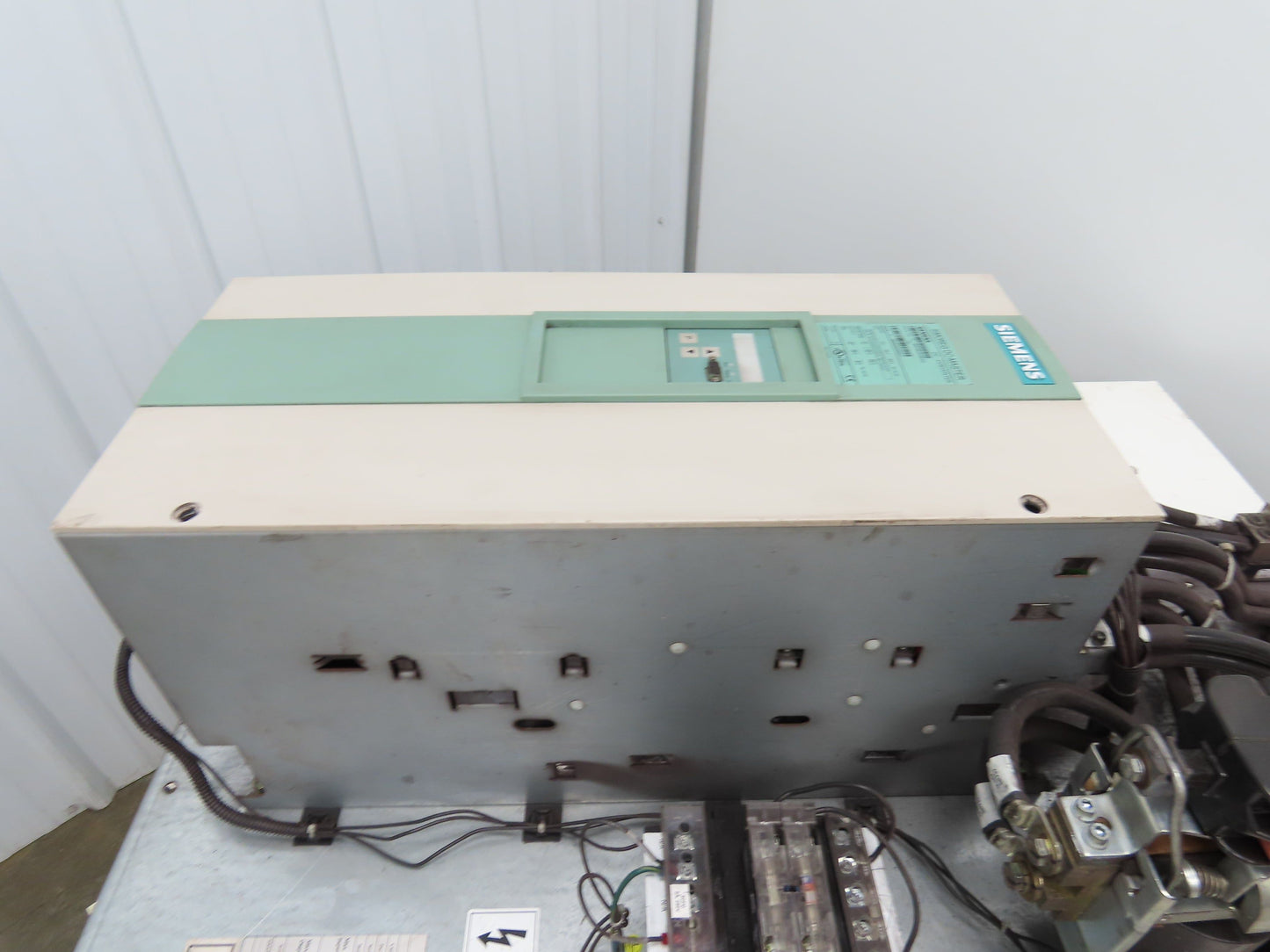 Siemens 6RA7085-6FV62-0-Z Simoreg 6RA70DC DC Master Converter 500VDC Drive 430A