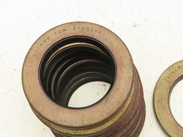 TCM 21332VA1 OIL SEAL 2.325"ID 3.354"OD 0.259" Width  Lot Of 9