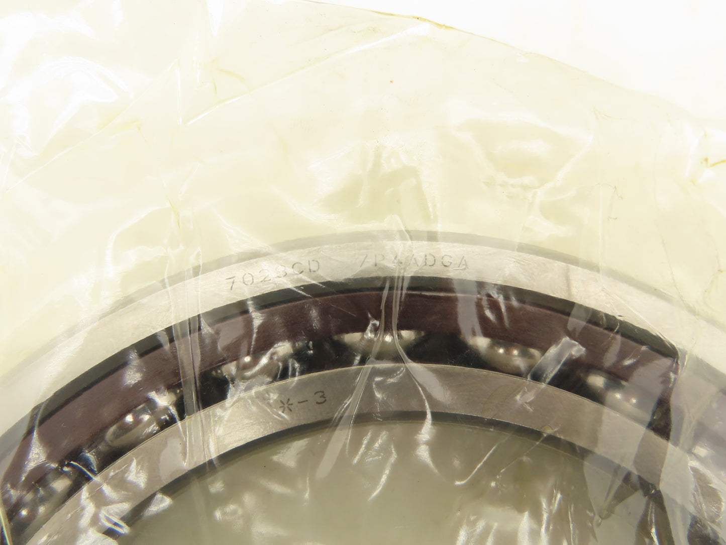 SKF 7028CD/P4ADGA Single Row Angular Contact Ball Bearing