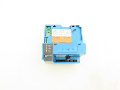 Honeywell RM7890B1030 Burner Flame Control Relay Module JR2 Cut Base Unit