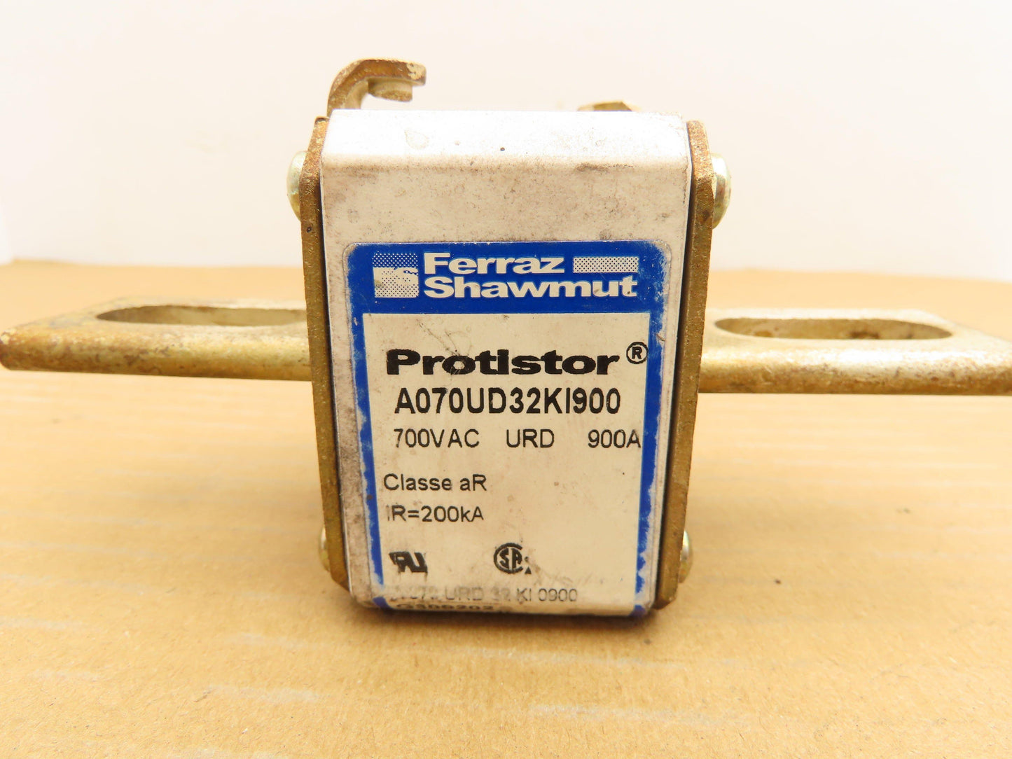 Ferraz Shawmut A070UD32KI900 Protistor 700VAC 900A Fuse Semiconductor Type