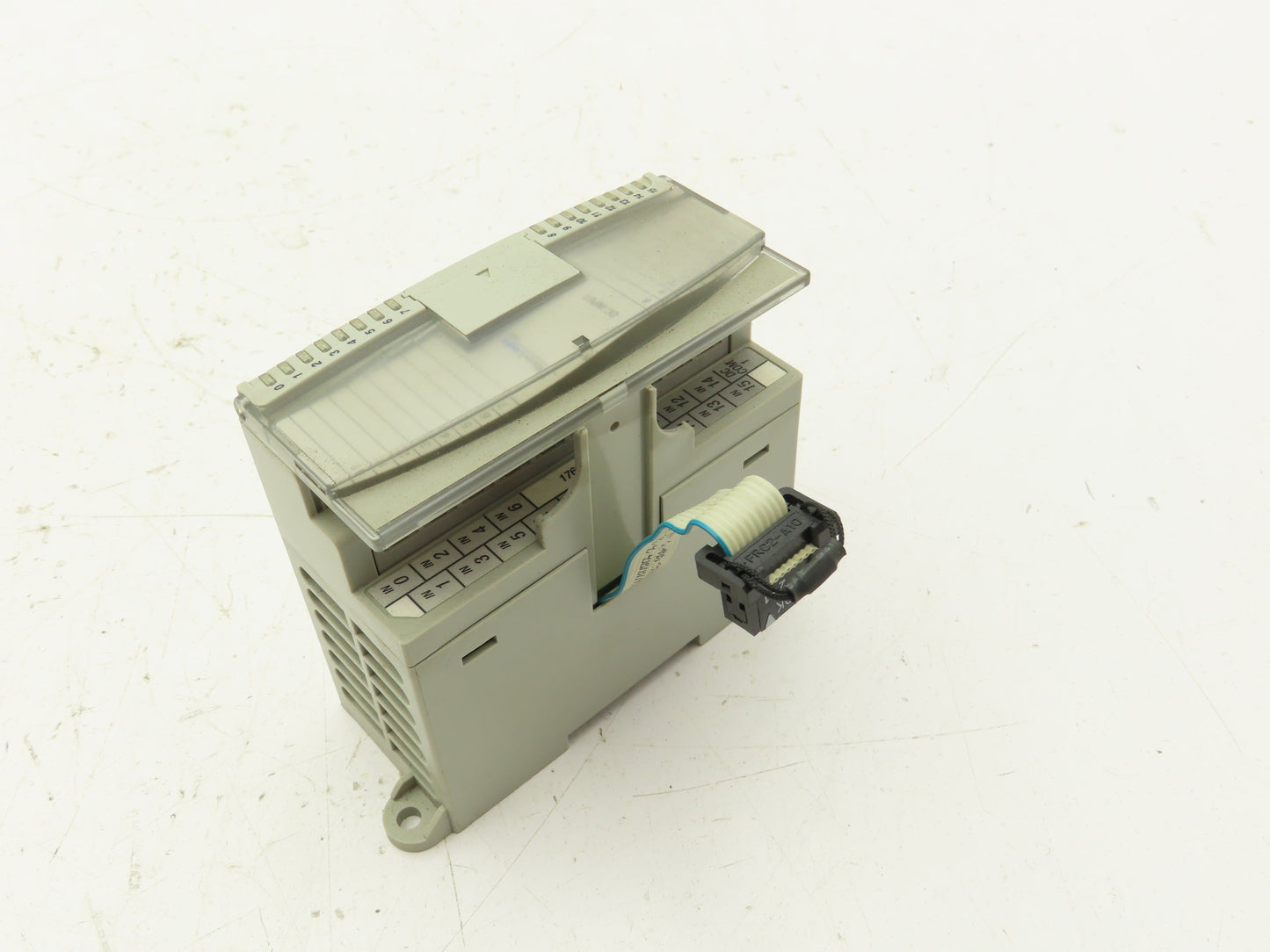 Allen Bradley 1762-IQ16 MicroLogix Sink/Source Input Module 16 Point 24VDC