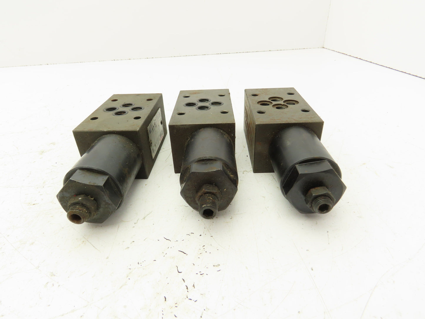 Nachi OG-G01-P1-20 Hydraulic Pressure Reducing Valve  Lot of 3