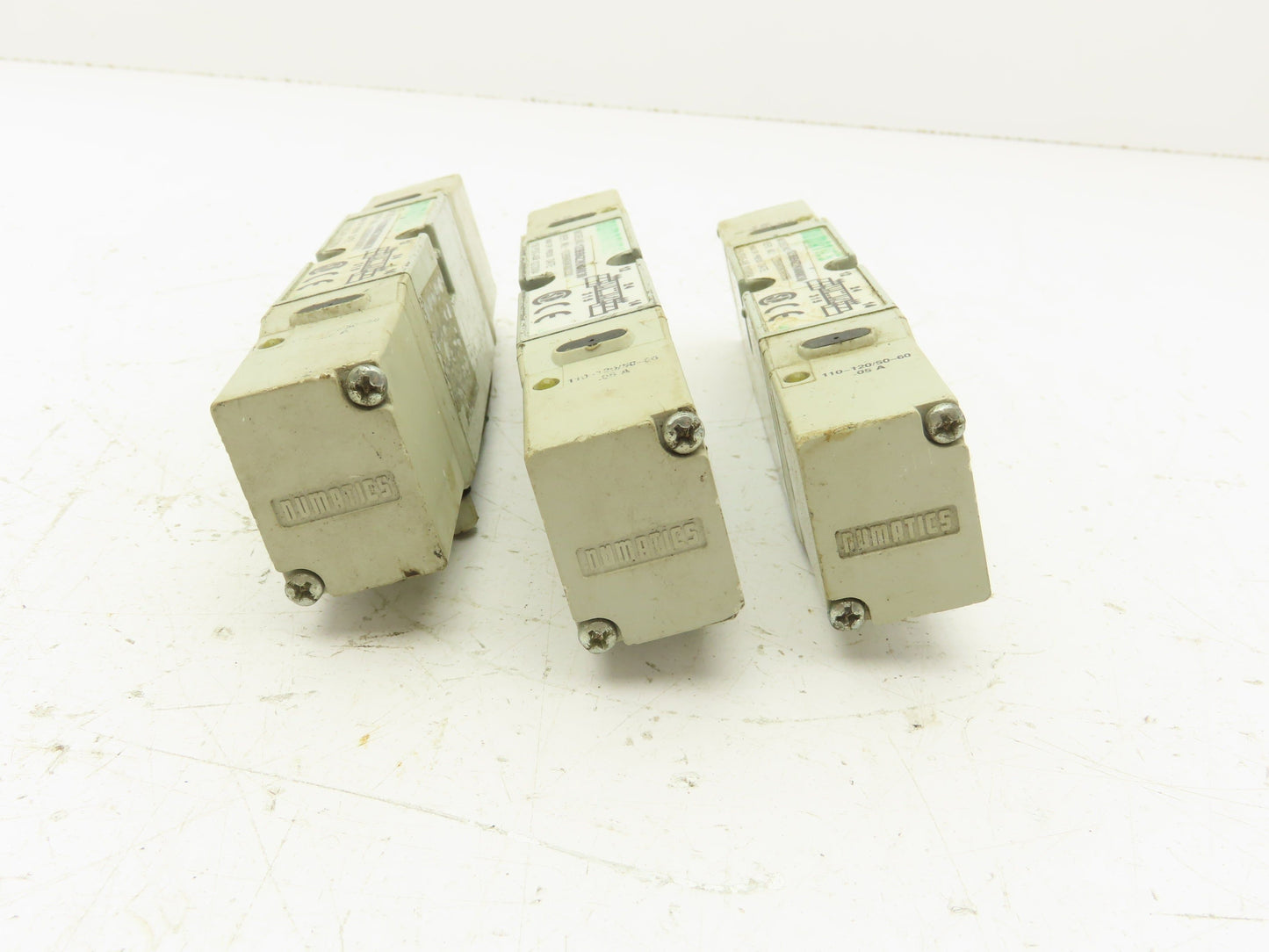 Numatics 123BB6Z2KN00030 Pneumatic Directional 4/3 Solenoid Valve 120V Lot of 3