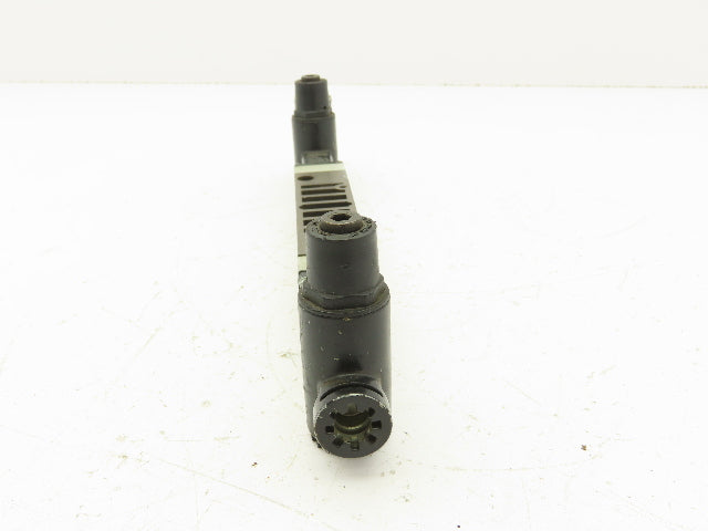 Numatics 122RQ100J016W00 Pneumatic Dual Pressure Sandwich Regulator Valve 2012