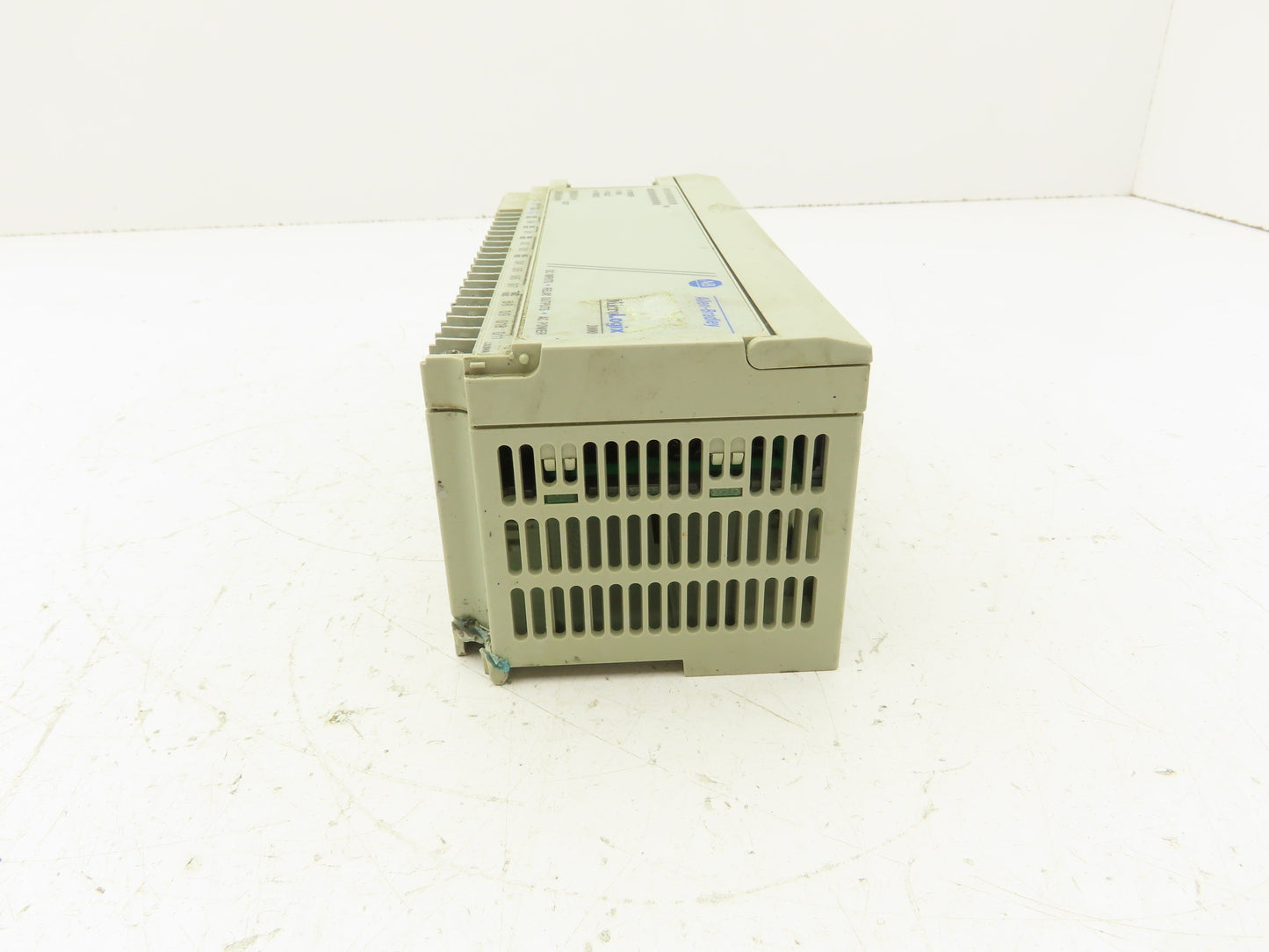 Allen Bradley 1761-L32BWA MicroLogix 1000 PLC Controller Module 24VDC