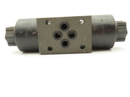 Nachi SL-G01-C6-GR-C1-11 Hydraulic Directional Solenoid Valve 3-Pos 110V