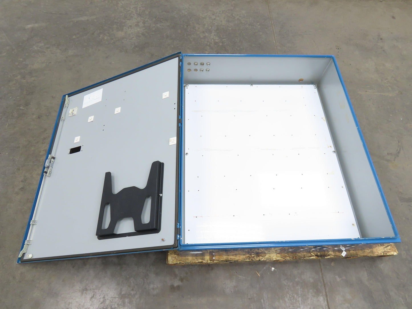 Hoffman CSD423610 Concept Electrical Enclosure 42x36x10" Back Plate Nema 4/12