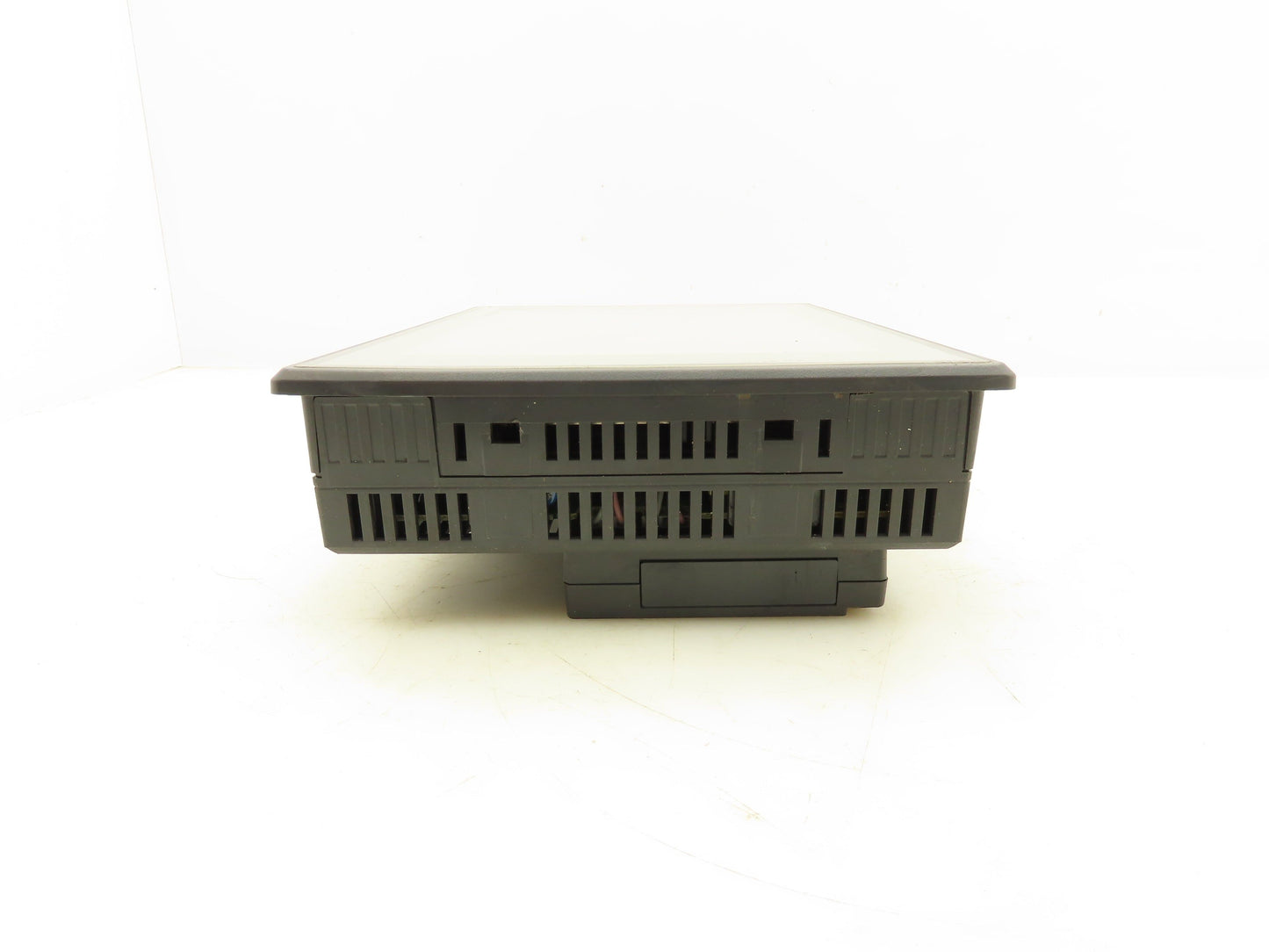 Keyence SR-M80 HMI Operator Touchscreen Control Panel Monitor