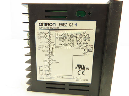 Omron E5EZ-Q3 Digital Temperature Controller 100-240V 2A