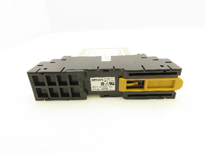 Omron E5ZN-2QNH03TC-FLK Temperature Controller Module w/Terminal Base