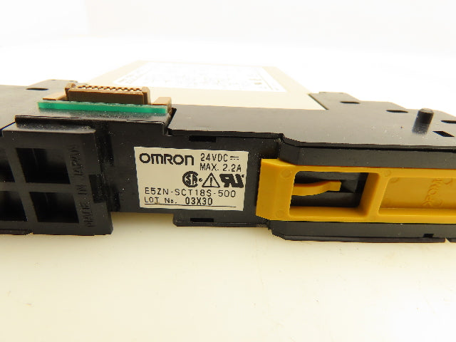 Omron E5ZN-2QNH03TC-FLK Temperature Controller Module w/Terminal Base