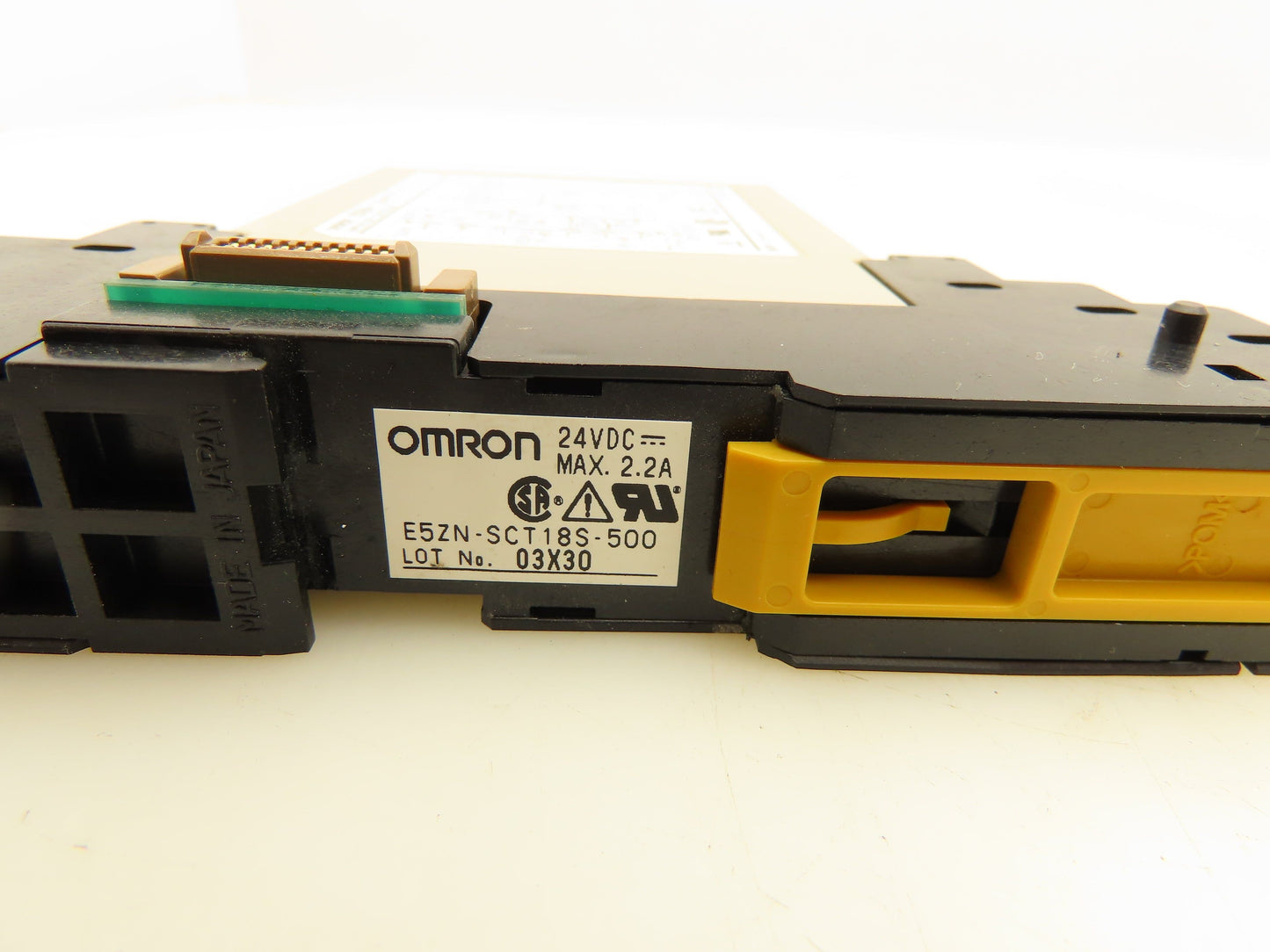 Omron E5ZN-2QNH03TC-FLK Temperature Controller Module w/Terminal Base