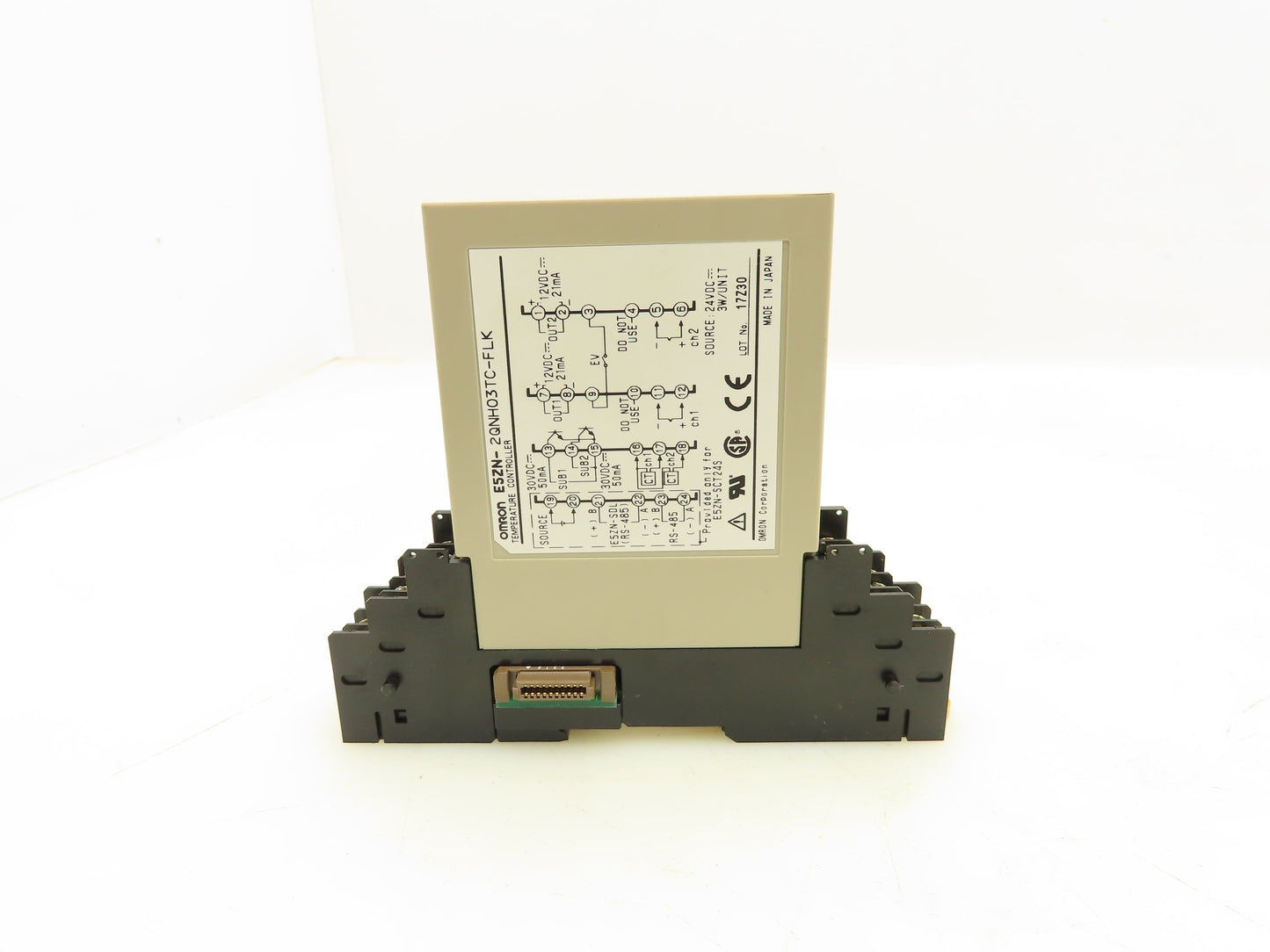 Omron E5ZN-2QNH03TC-FLK Temperature Controller Module w/Terminal Base
