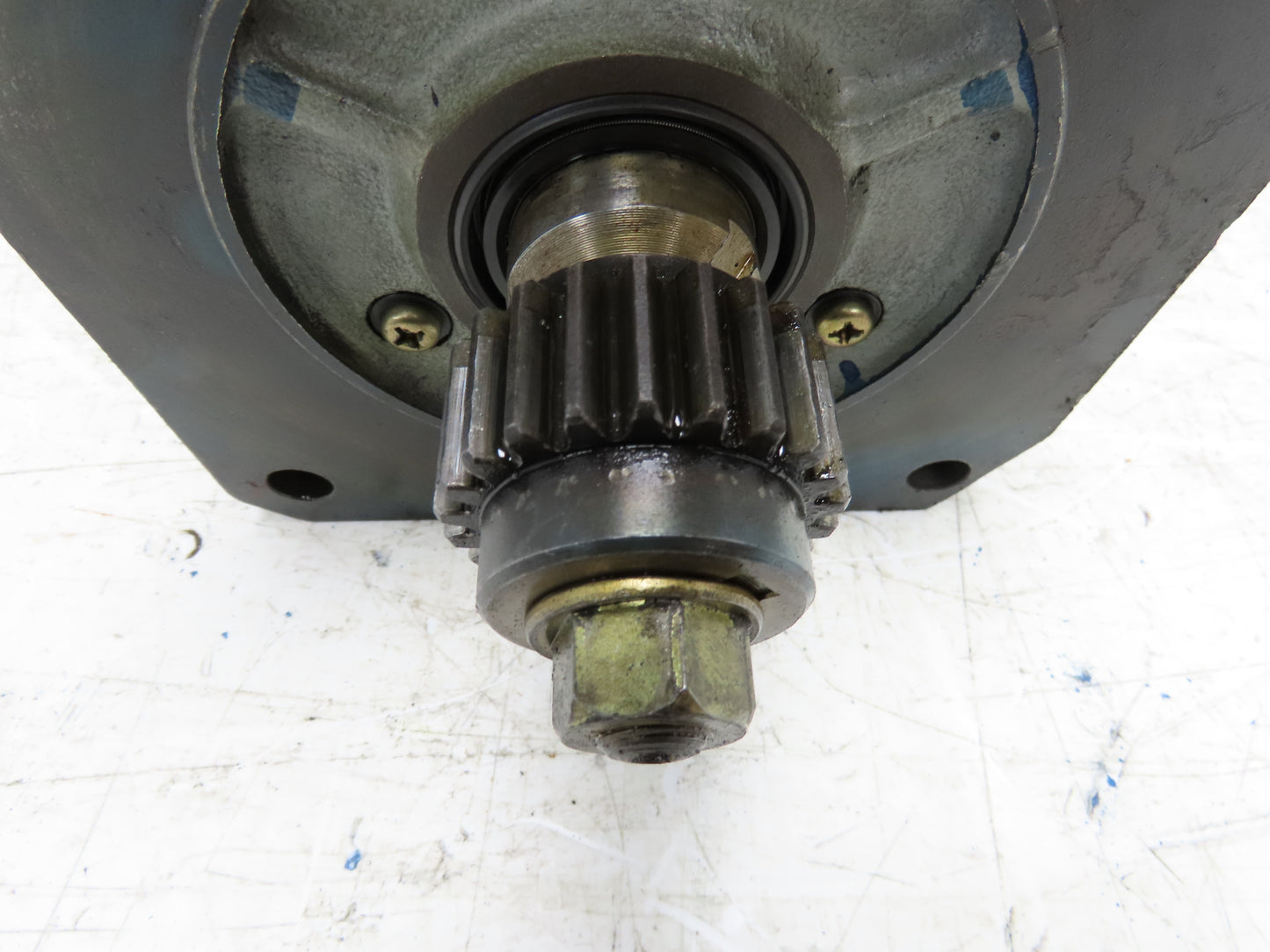 Mitsubishi HD 100-11S DC Servo Motor with Tachometer Generator 30V/1000 RPM