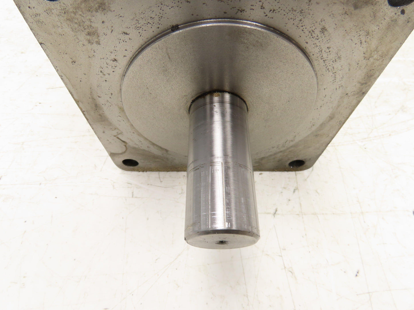 Fanuc A06B-0602-B005 Model 20 DC Servo Motor 128V 33A 1500 RPM 6V Tachogenerator