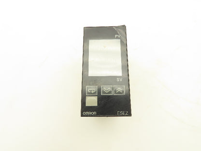 Omron E5EZ-Q3 Digital Temperature Controller 100-240V 2A