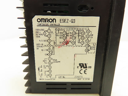 Omron E5EZ-Q3 Digital Temperature Controller 100-240V 2A