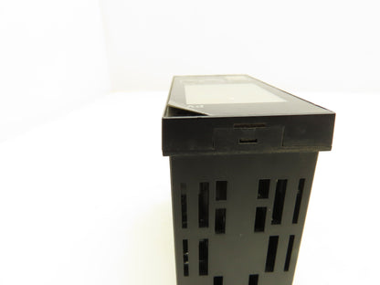 Omron E5EZ-Q3 Digital Temperature Controller 100-240V 2A